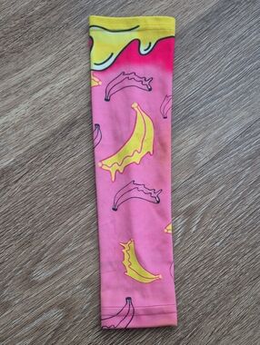 Kids Banana Print Arm Sleeve - Pink & Yellow